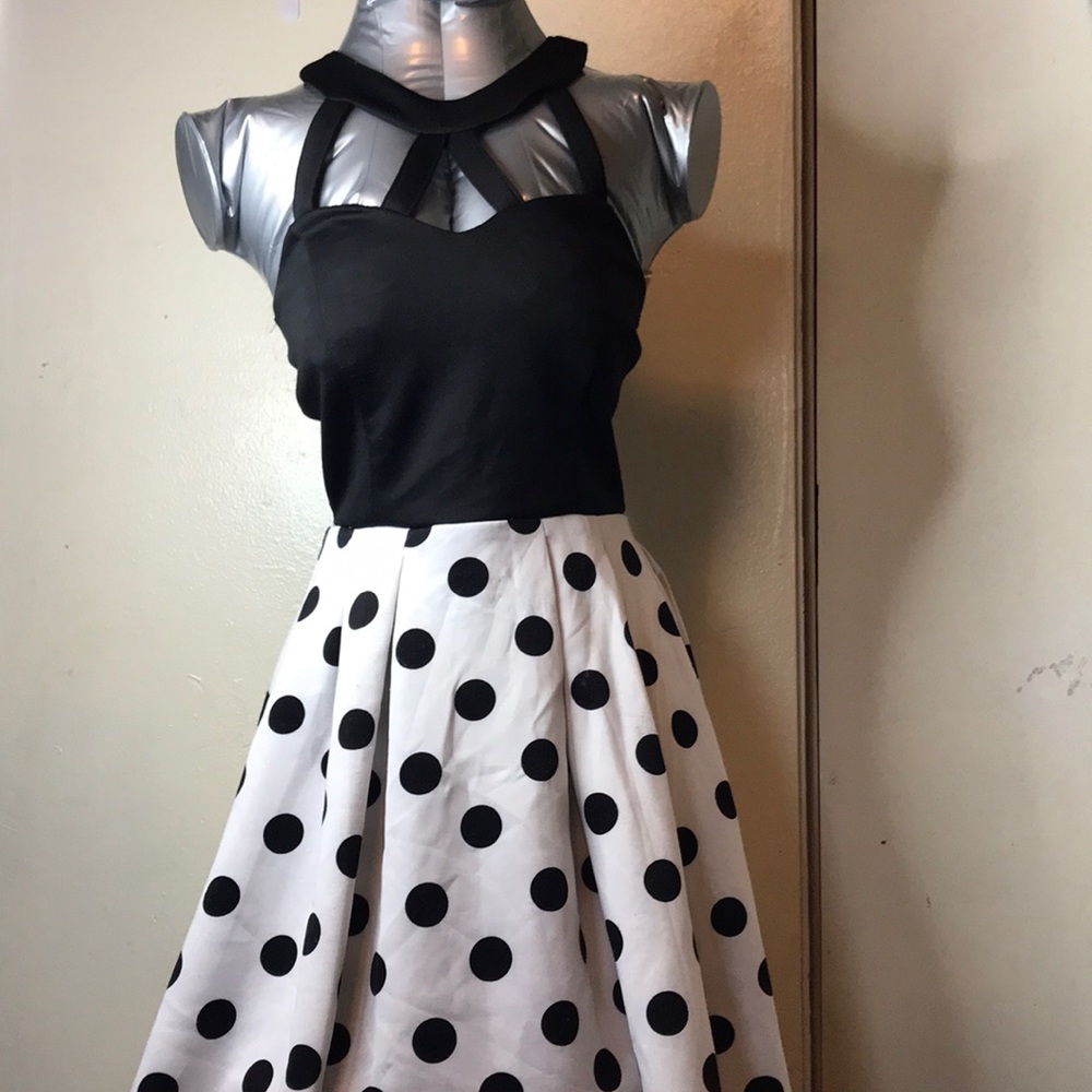 Polka dot dress. super cute